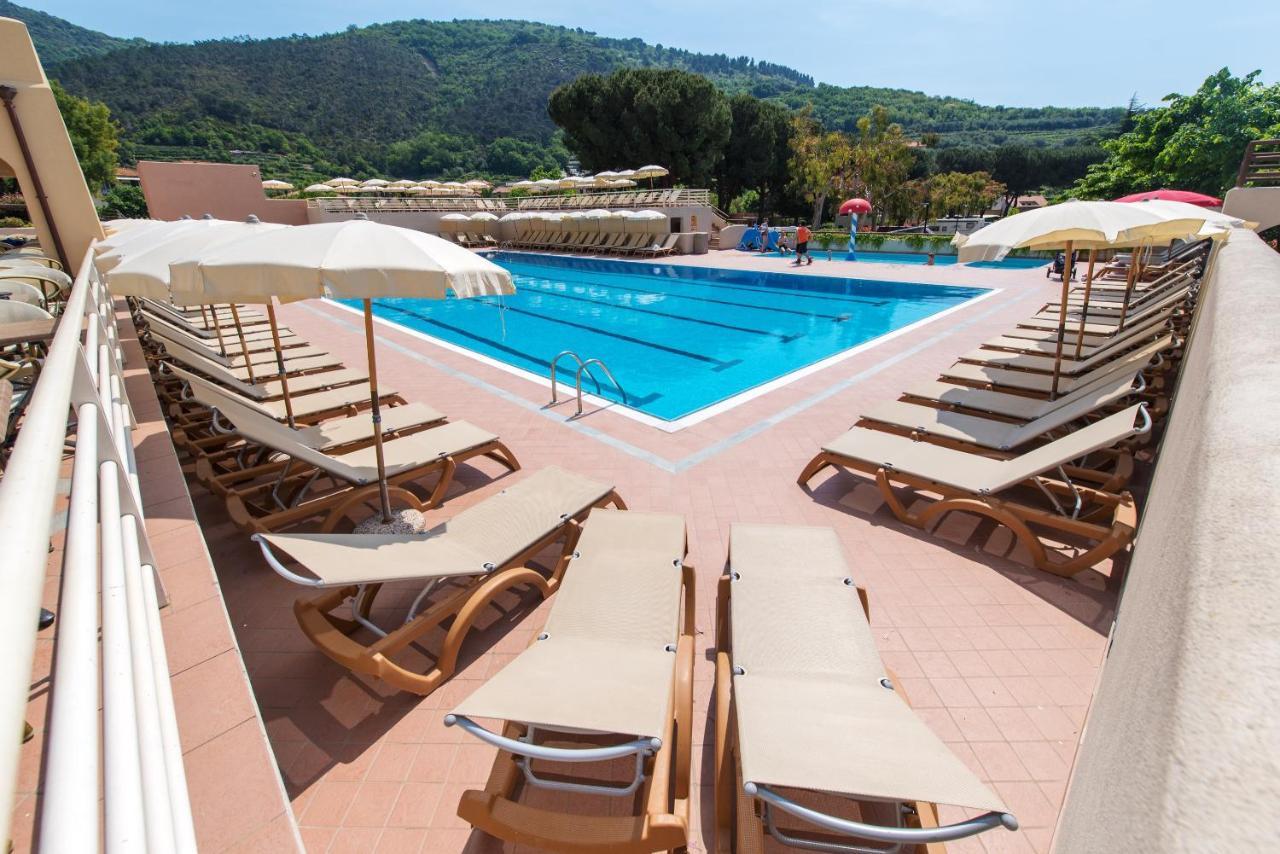 Il Villaggio Di Giuele Finale Ligure Exterior foto