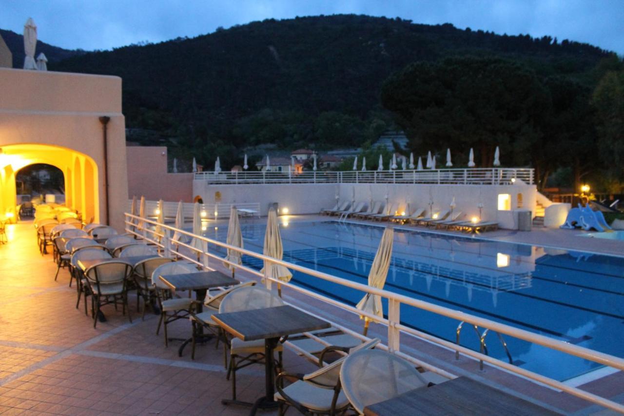 Il Villaggio Di Giuele Finale Ligure Exterior foto